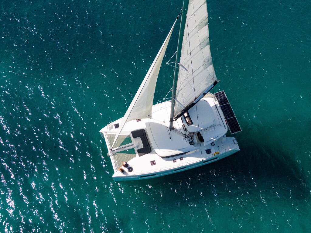 Lagoon 46 Rope The Wind