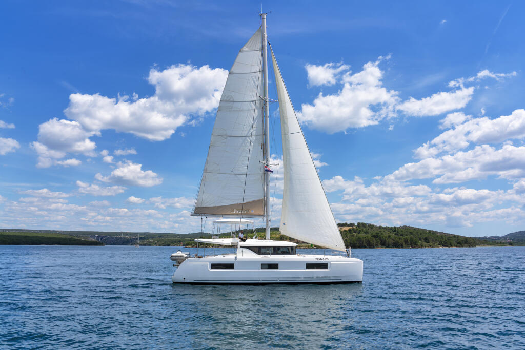 Lagoon 46 White Pearl
