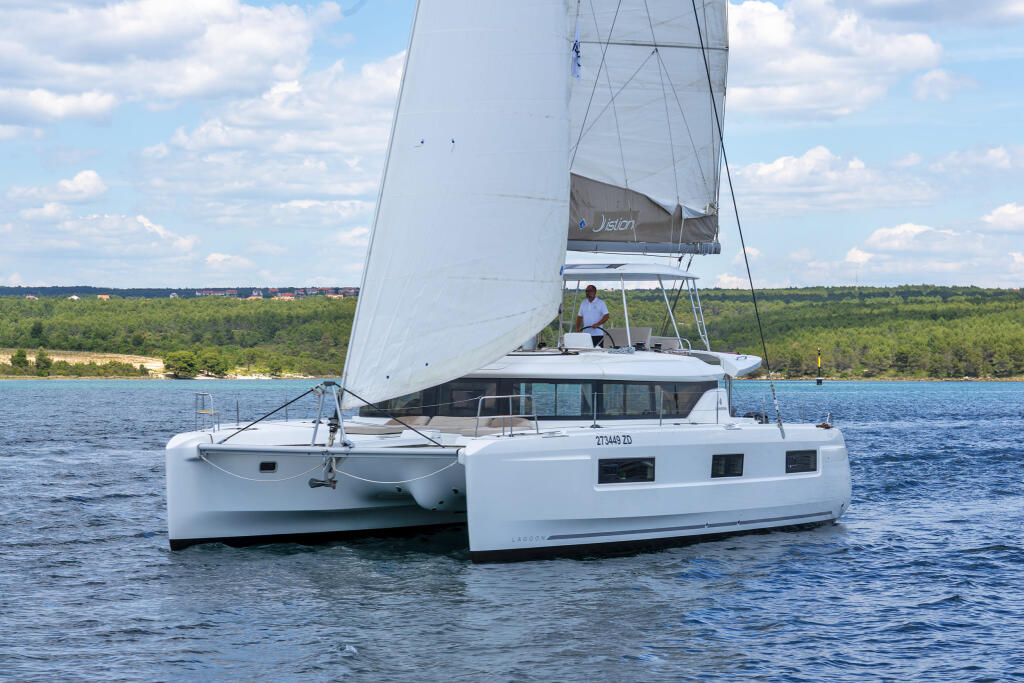 Lagoon 46 White Pearl