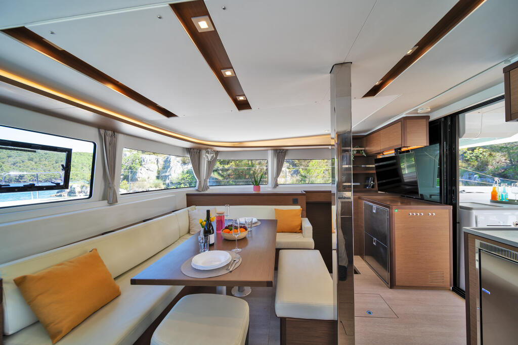 Lagoon 46 White Pearl