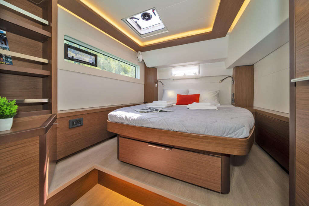 Lagoon 46 White Pearl