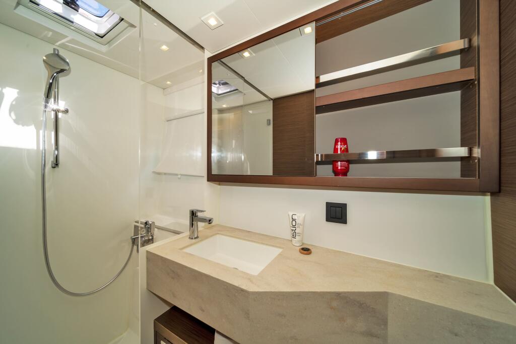 Lagoon 46 White Pearl