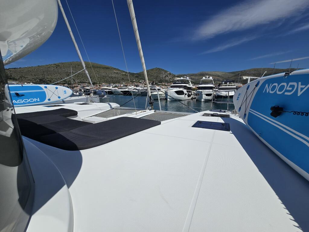 Lagoon 50 Sail La Vie