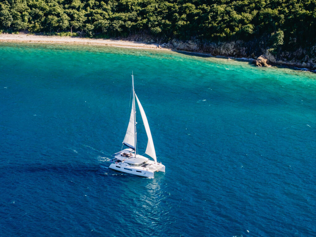 Lagoon 50 Echo