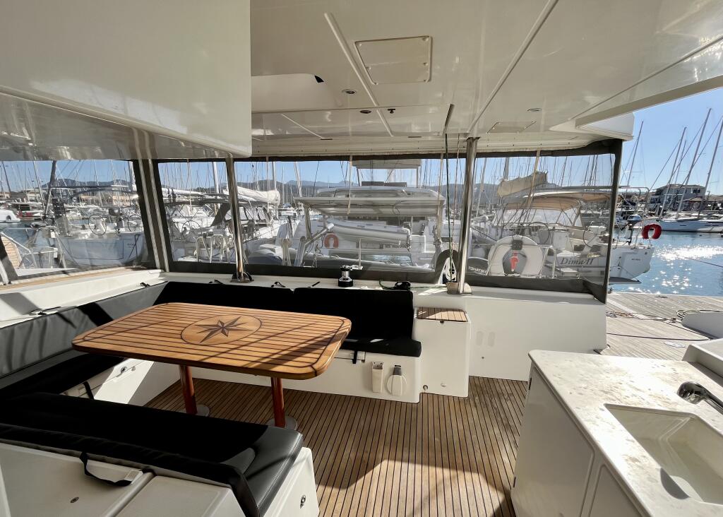 Lagoon 500 Infinity