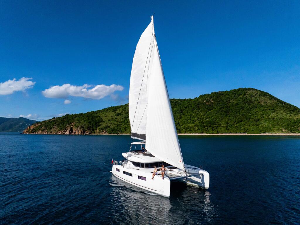 Lagoon 51 Slinky Malinki