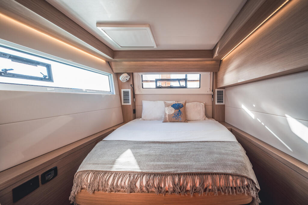 Lagoon 51 Athena Blu