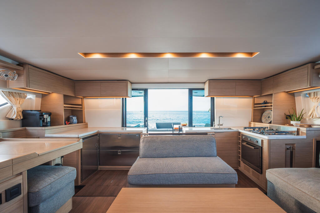 Lagoon 51 Athena Blu