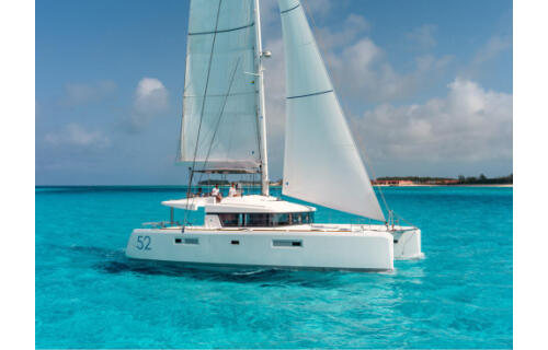 Lagoon 52 F GOLDFINCH