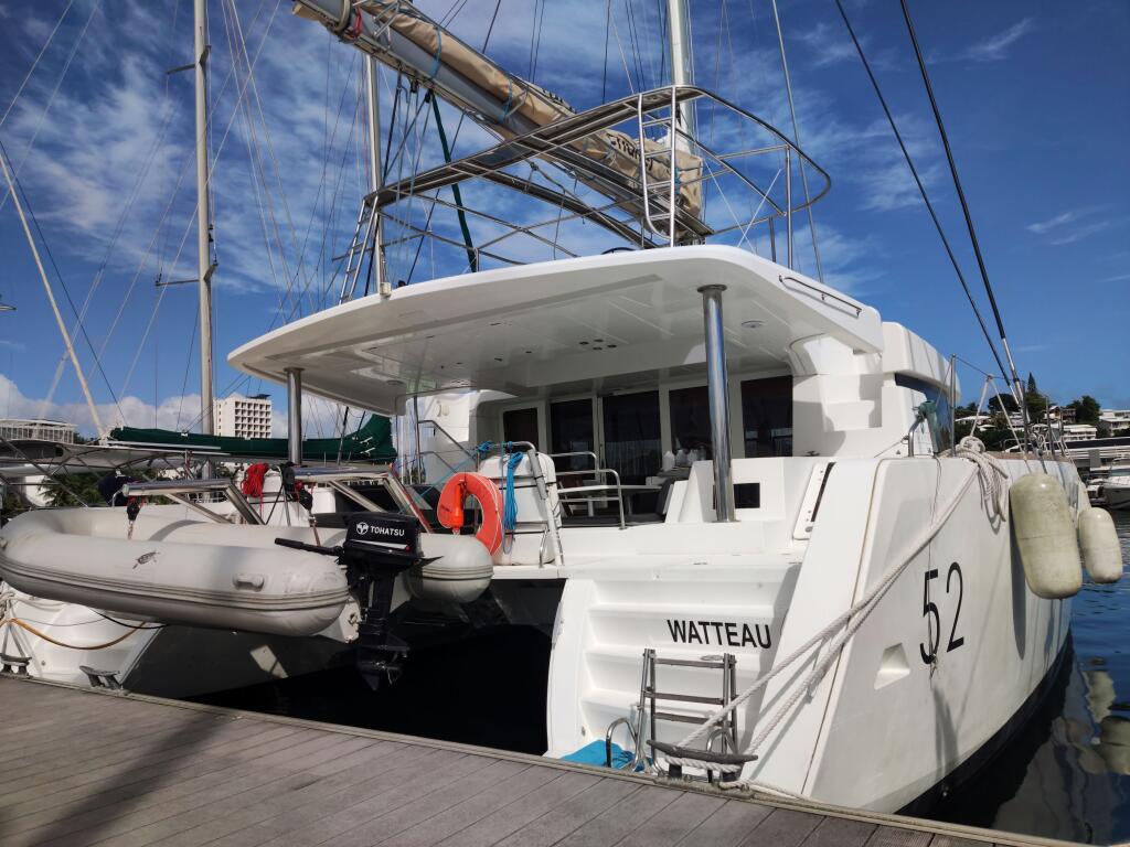 Lagoon 52 WATTEAU 