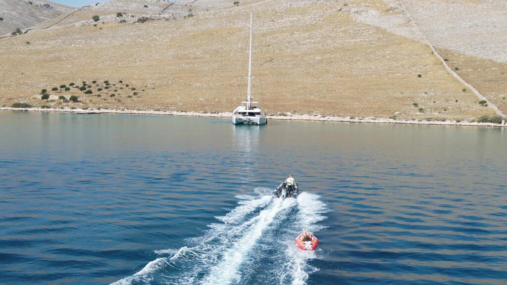 Lagoon 55 Tri Wing