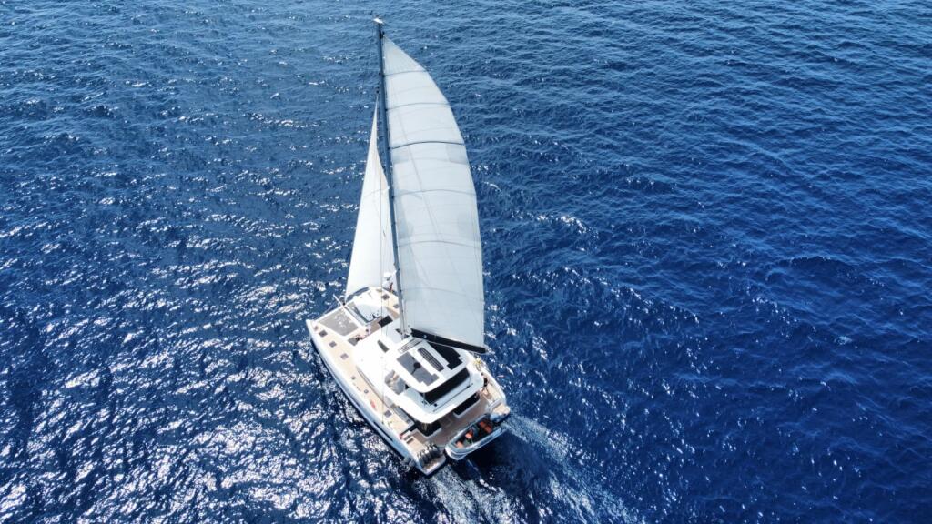 Lagoon 55 TriWing Carida