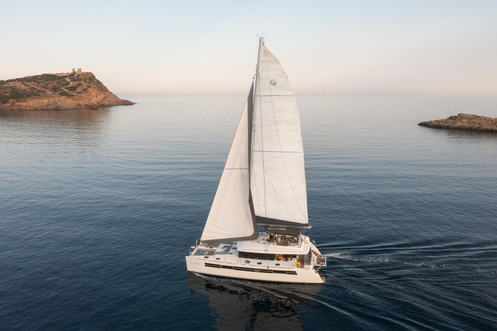 Lagoon 560 For Sail
