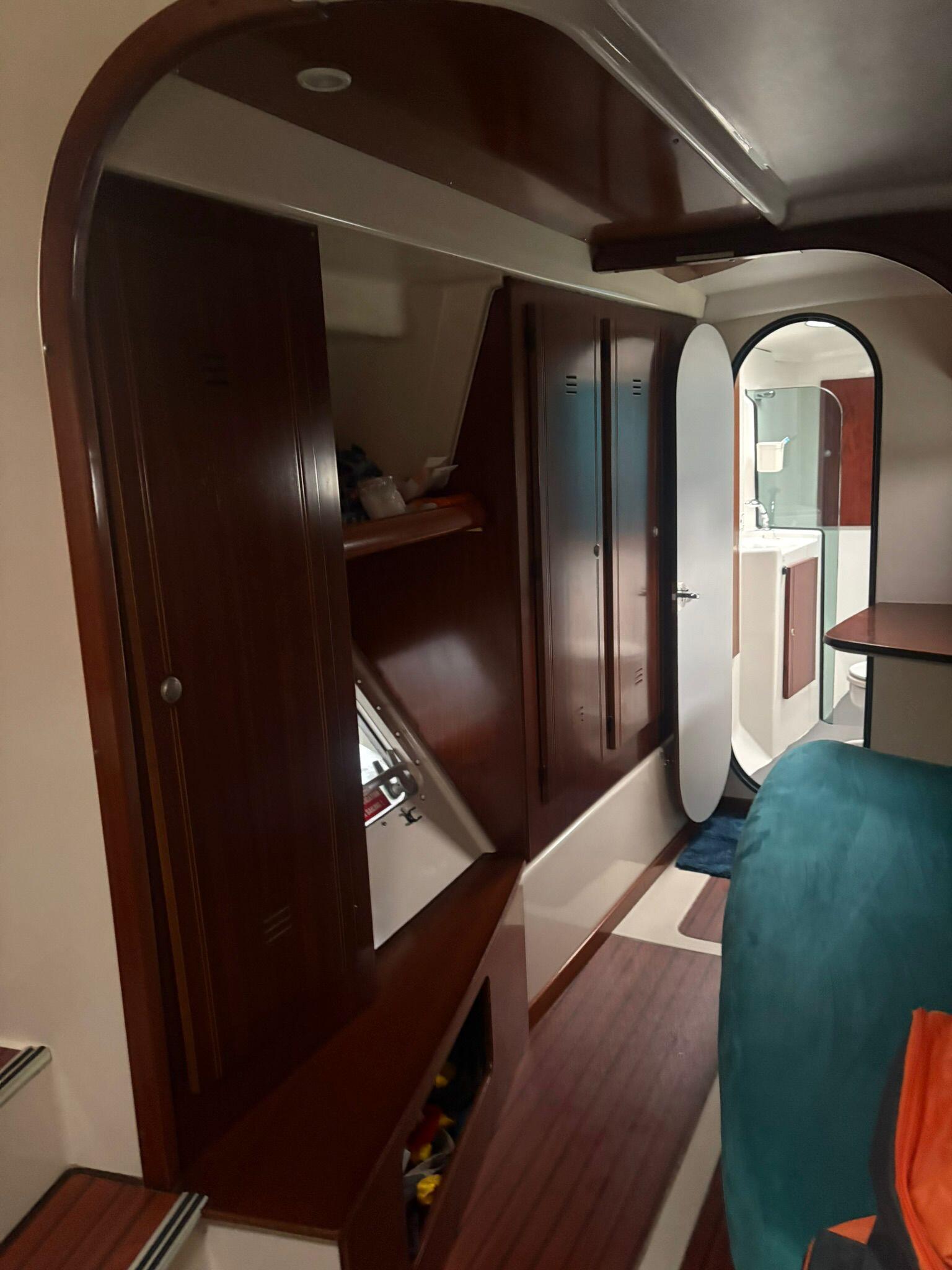 Lavezzi 40 Escape