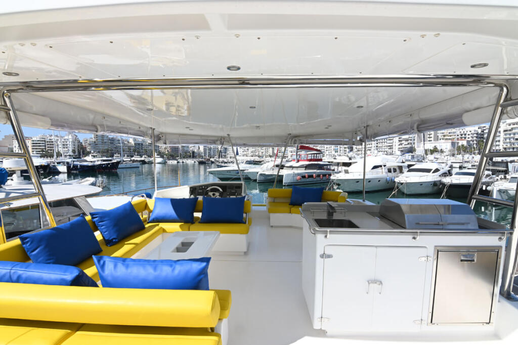 Leopard 51 PC Paradise Sea
