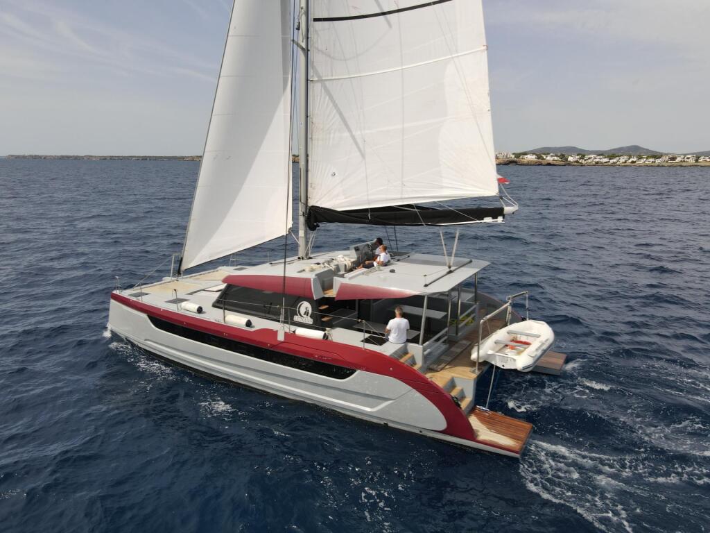 Luna 49 Katamaran