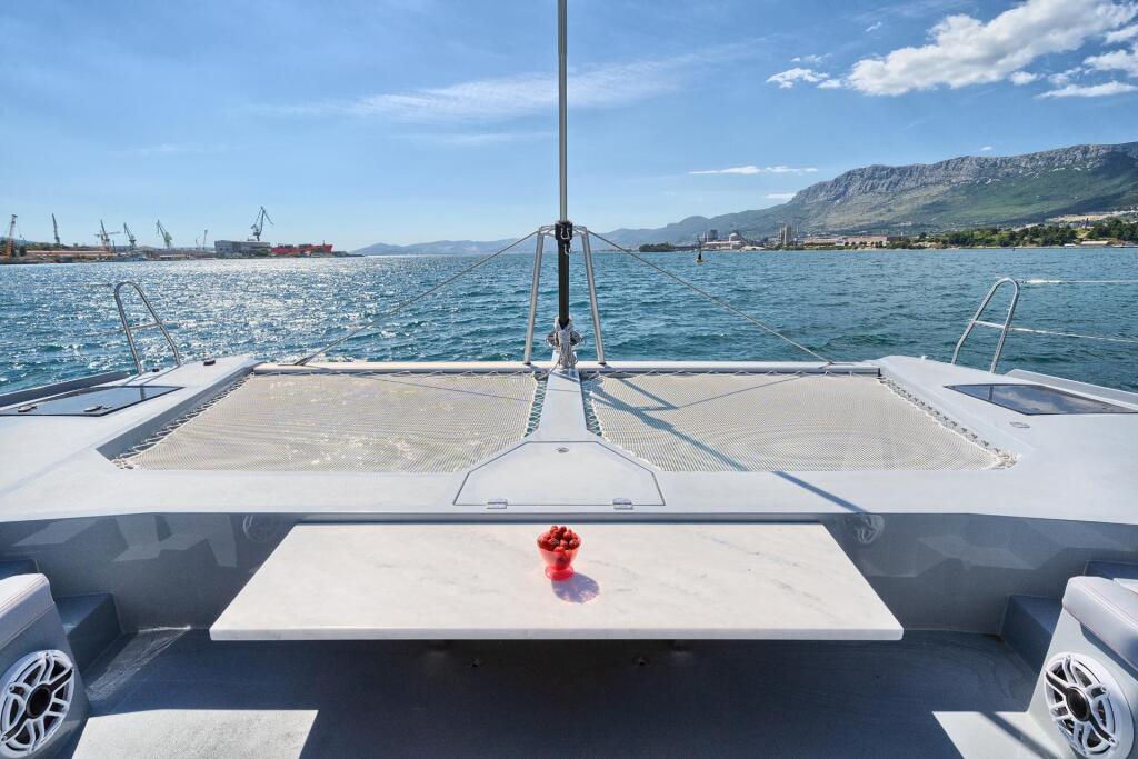 Luna 49 Katamaran