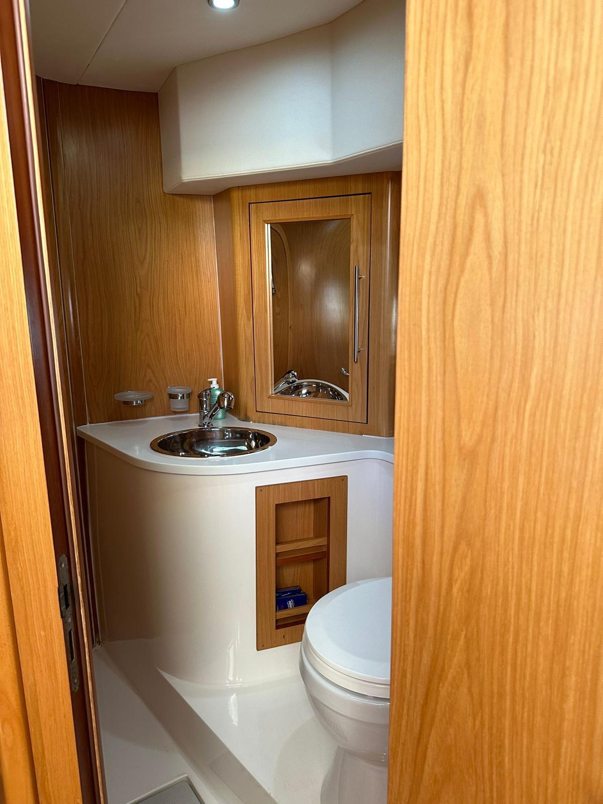 Mano Marine 35 HT Giovi II