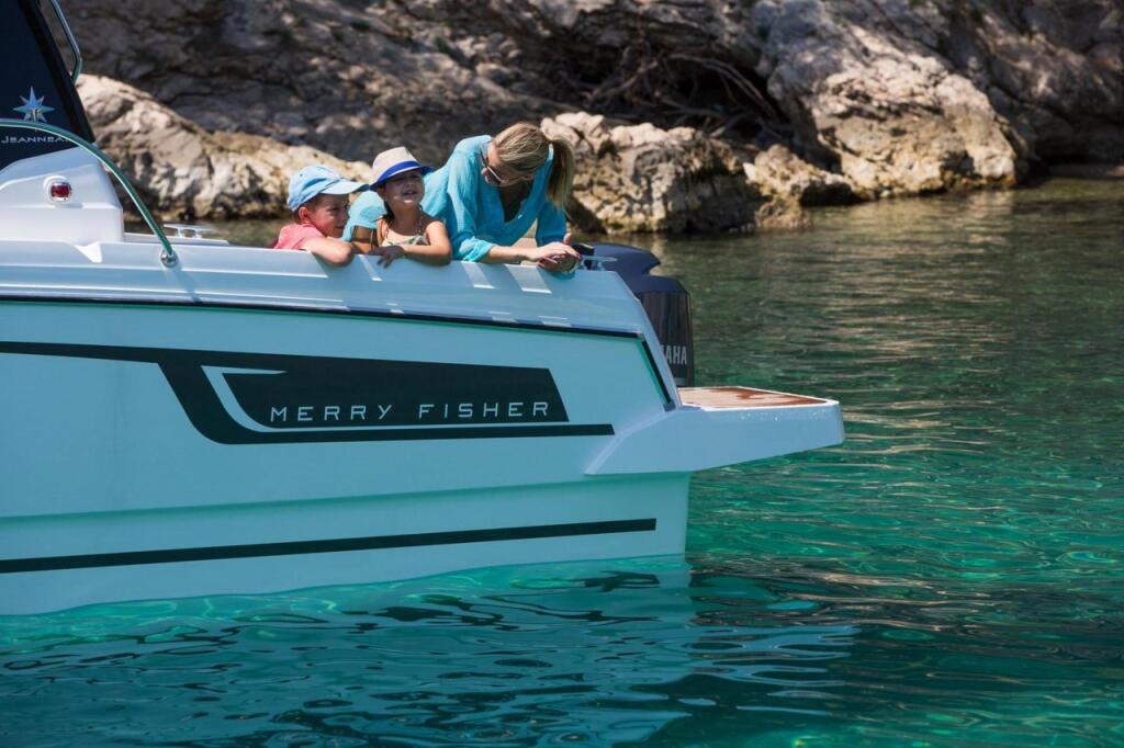 Merry Fisher 795 Duga