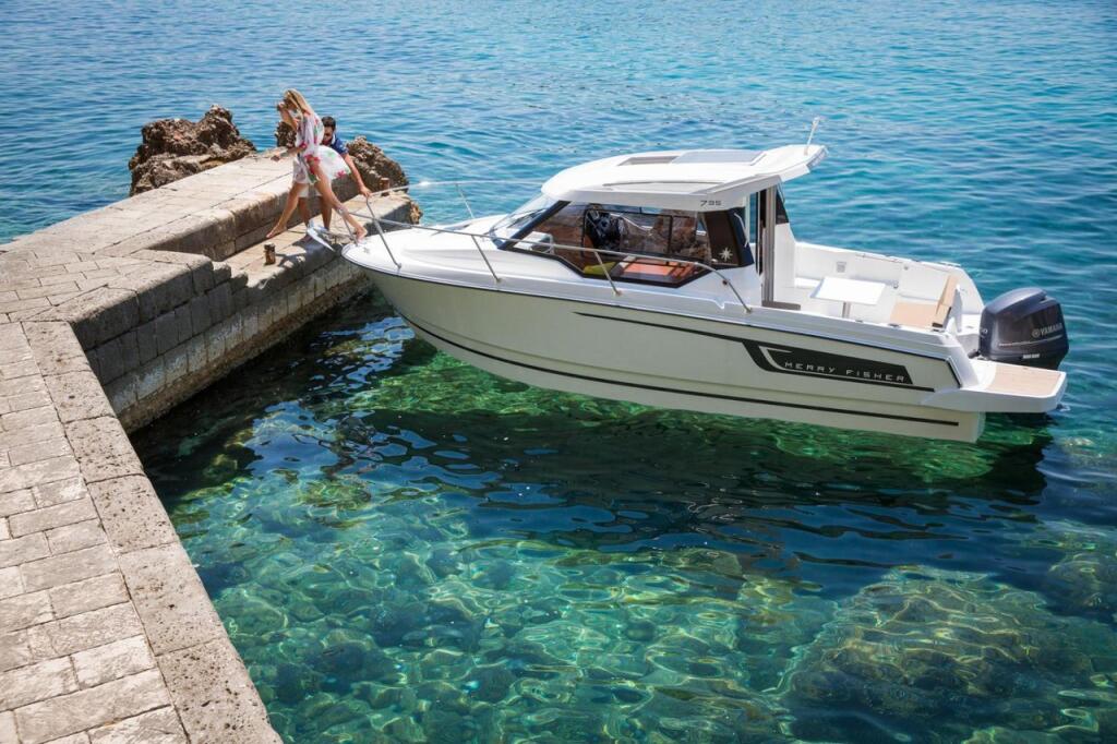 Merry Fisher 795 Duga