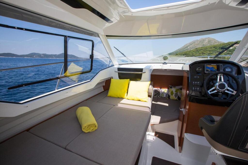 Merry Fisher 795 Duga
