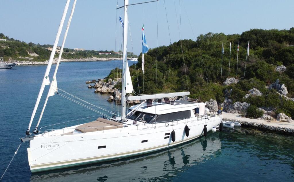 Moody 54 DS Freedom