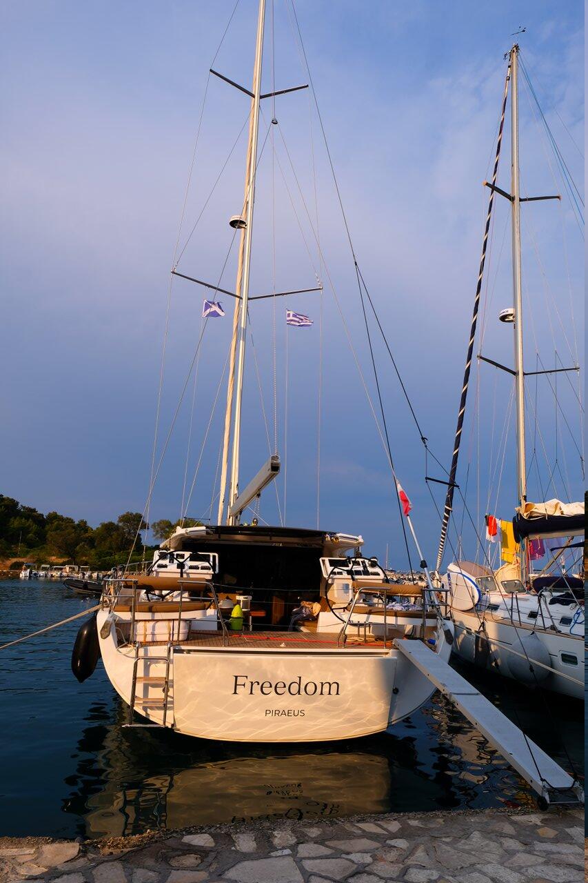 Moody 54 DS Freedom