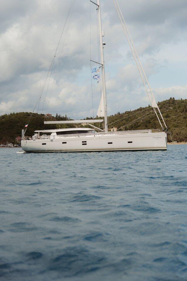 Moody 54 DS Freedom