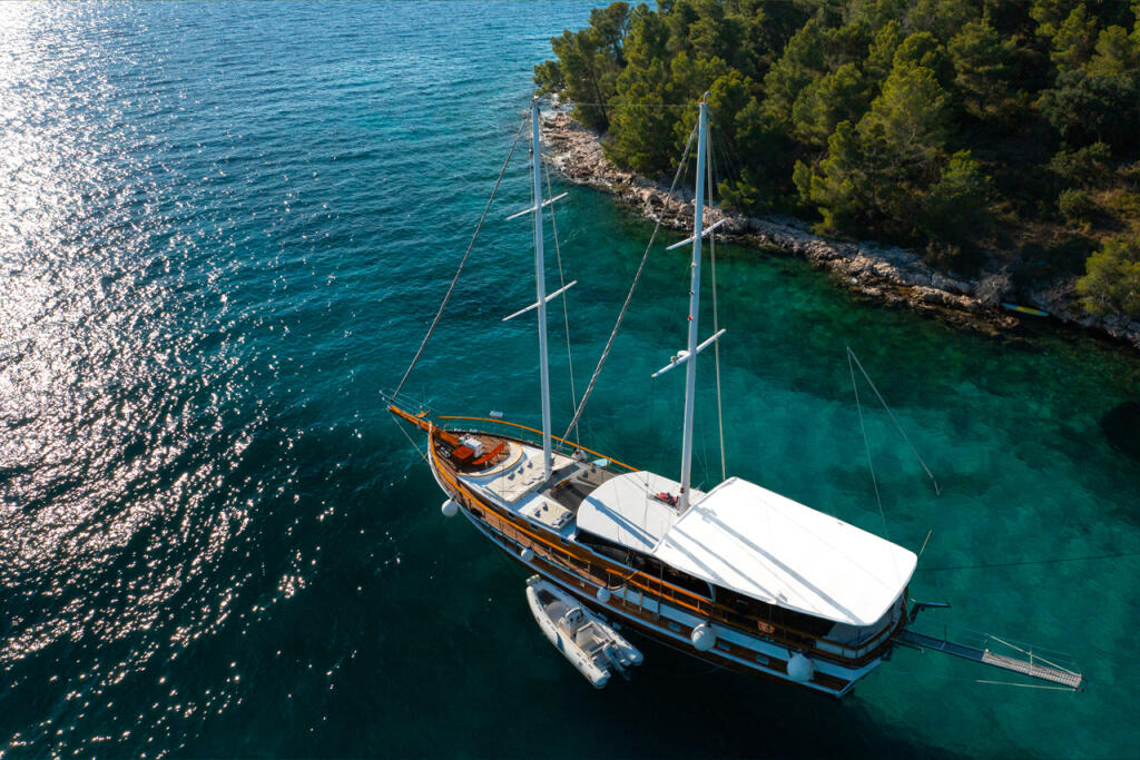 M/S Allure Allure