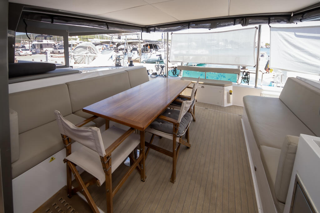 Nautitech 40 open NEW Whale Symphony