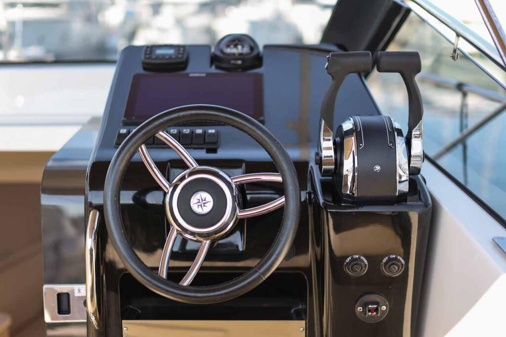 Nuva M9 Cabin Babac