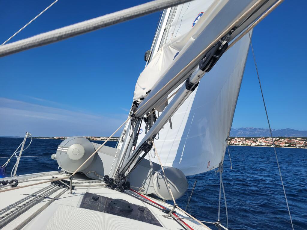 Oceanis 34.1 Sailing Spirit