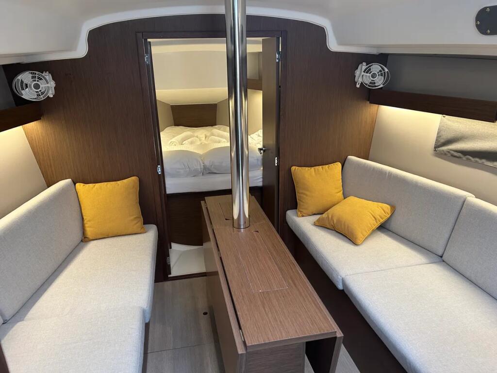 Oceanis 34.1 Benja