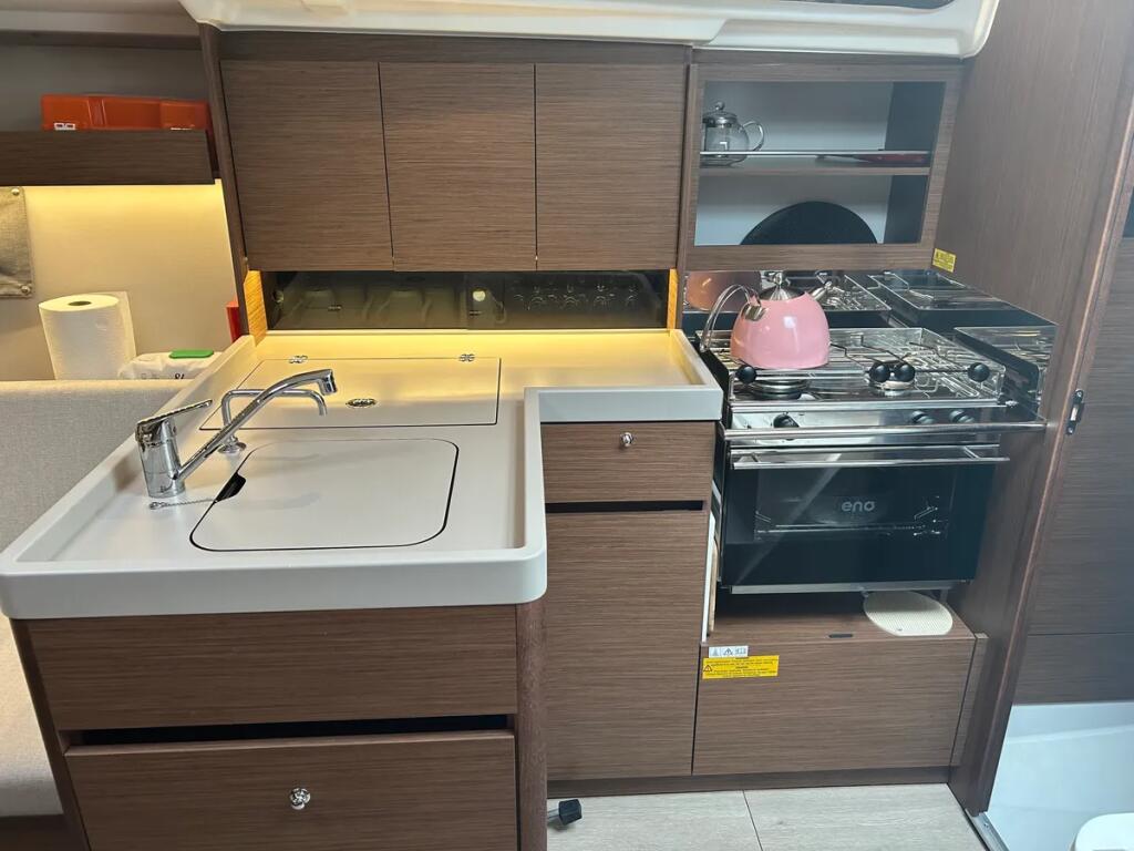 Oceanis 34.1 Benja