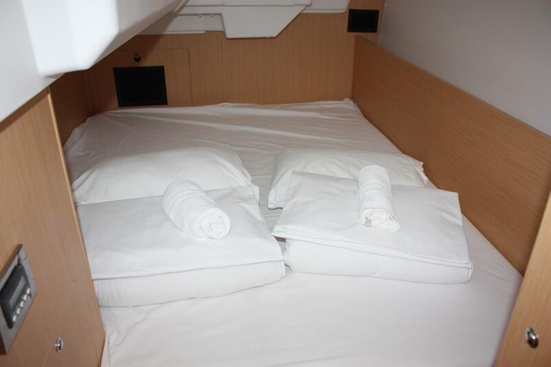 Oceanis 35.1 Maya Bay 2