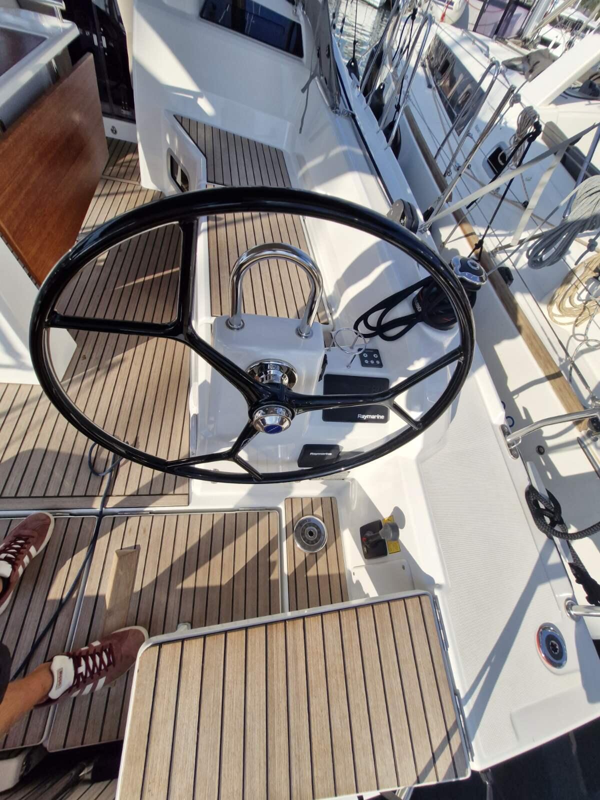Oceanis 37.1 Agios
