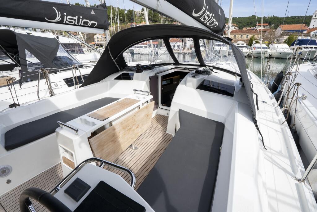 Oceanis 37.1 First Dream