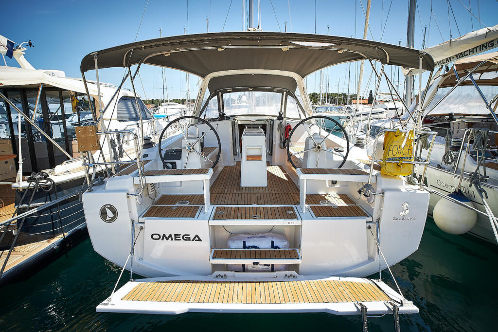 Oceanis 38 Omega