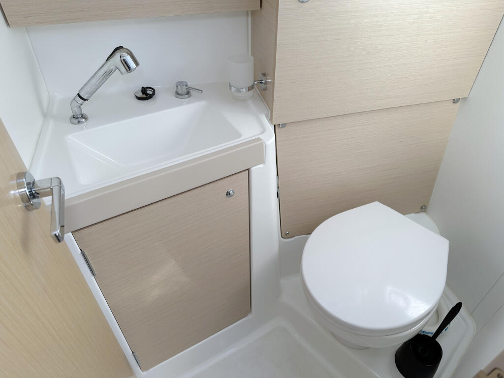 Oceanis 38.1 Tena