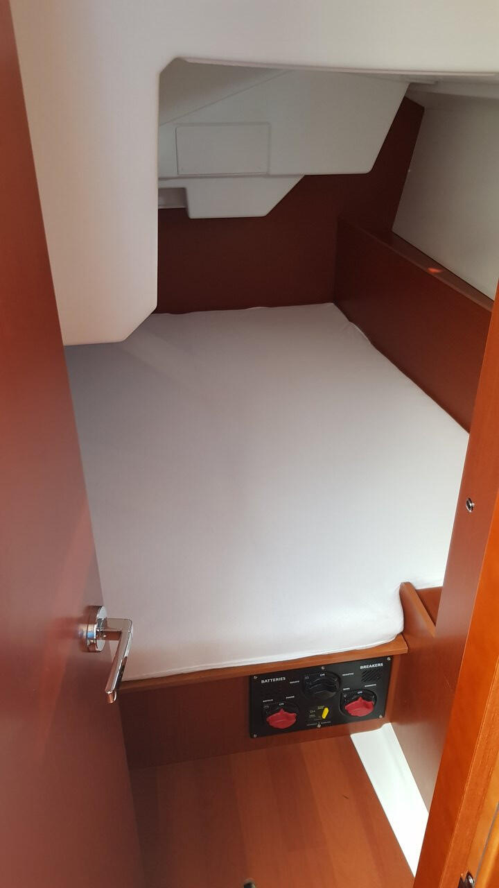 Oceanis 38.1 Aga