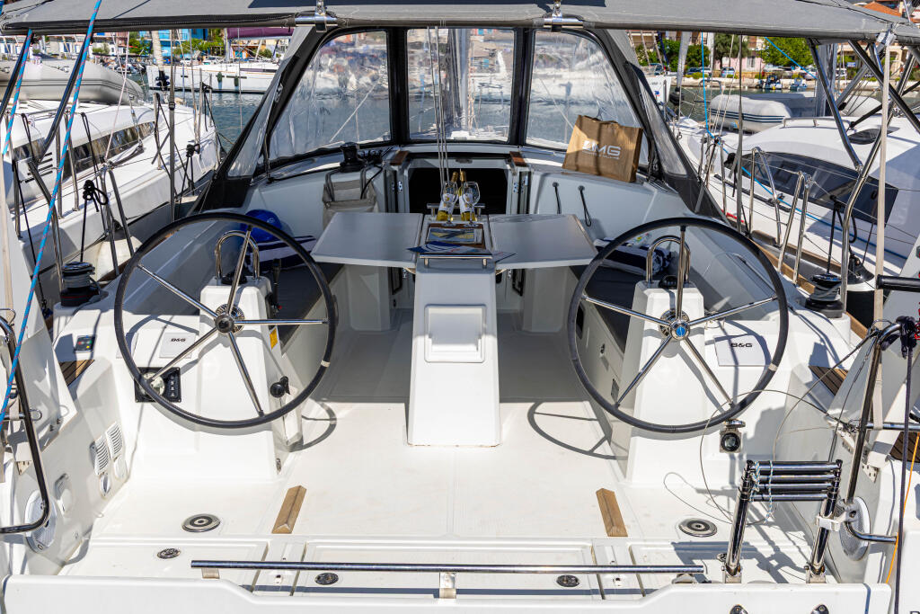 Oceanis 38.1 The Boss