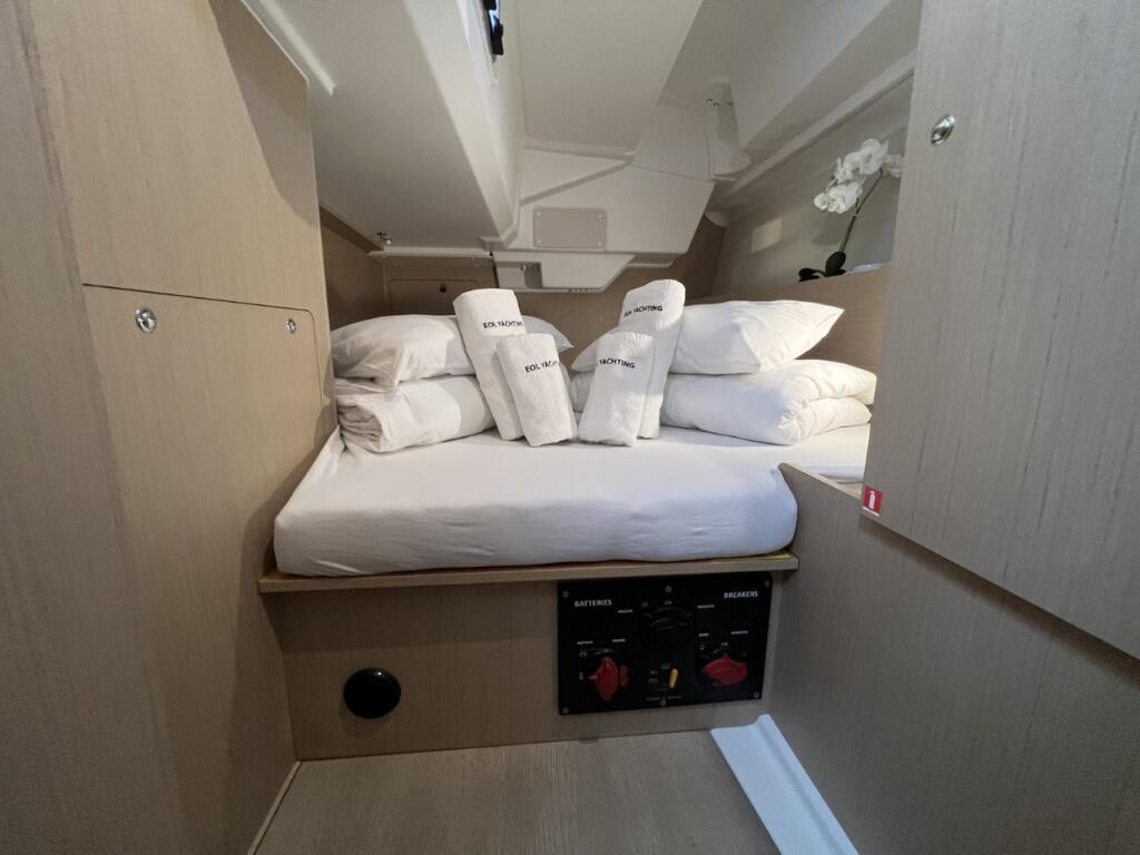 Oceanis 38.1 Jana