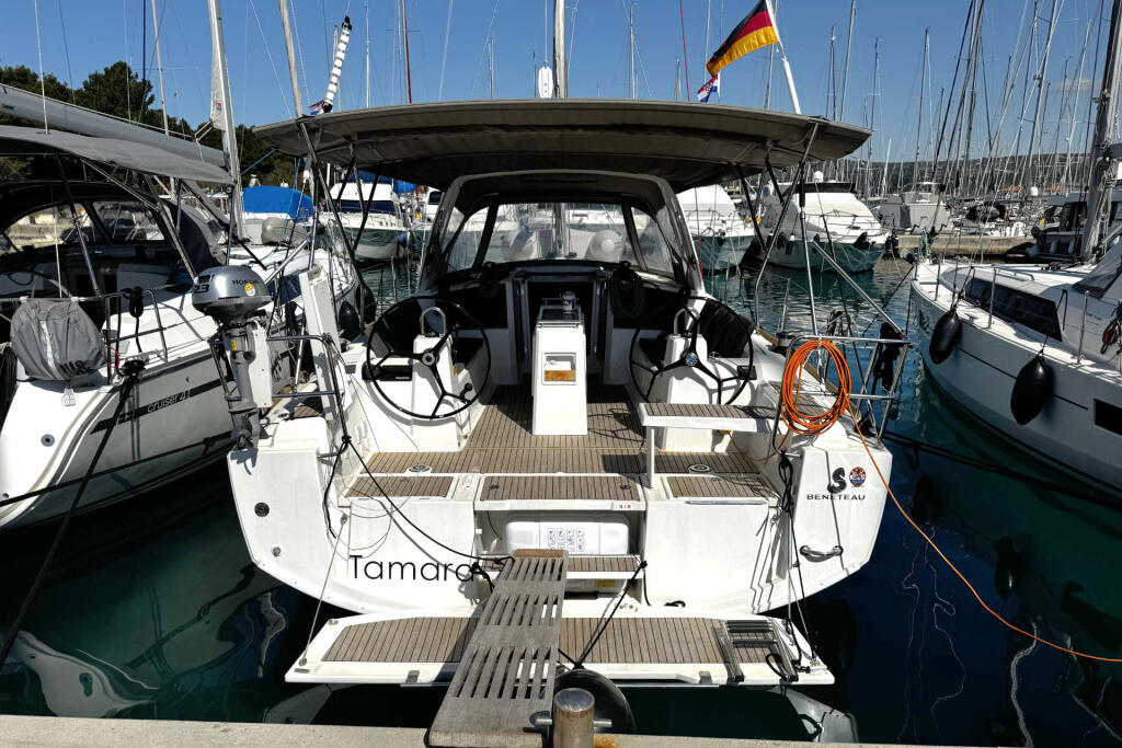 Oceanis 38.1 Tamara