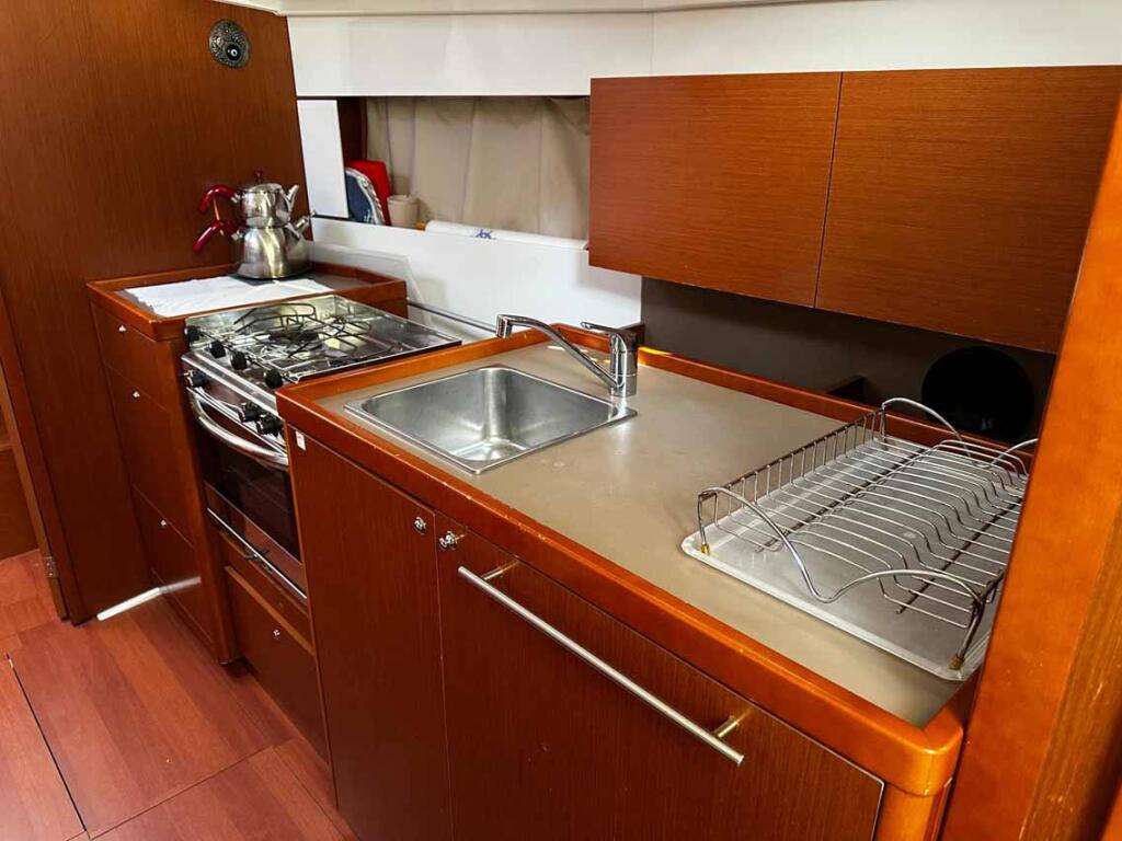 Oceanis 38.1 Ida