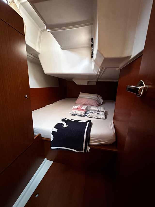 Oceanis 38.1 Ida