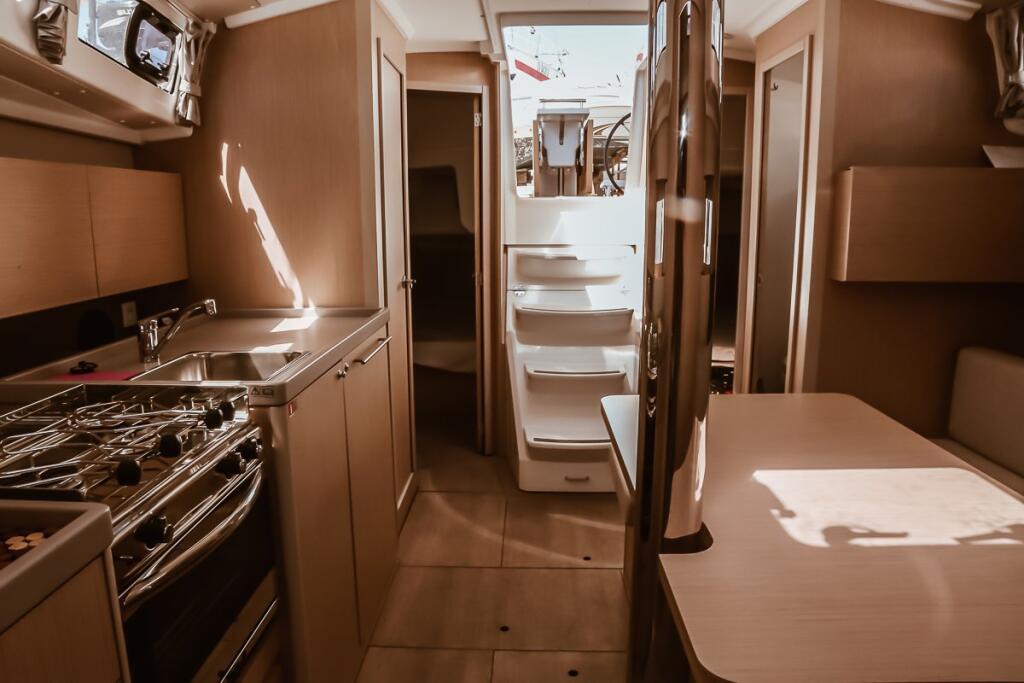 Oceanis 38.1 Sea Wolf