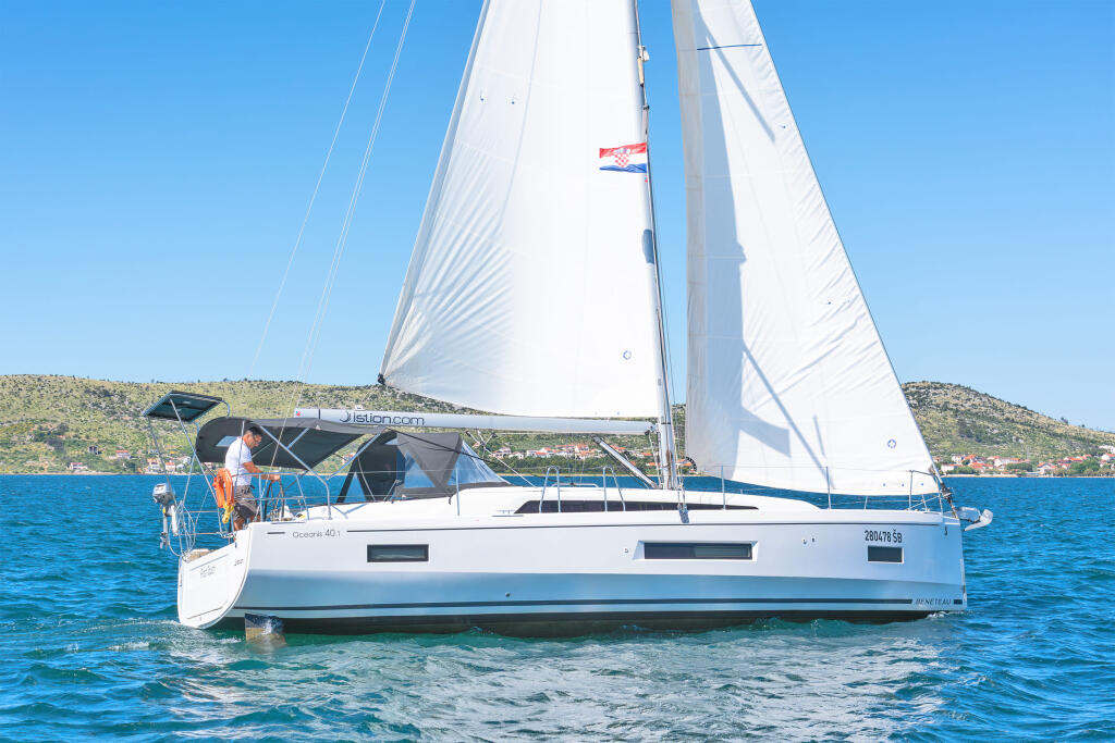 Oceanis 40.1 First Touch