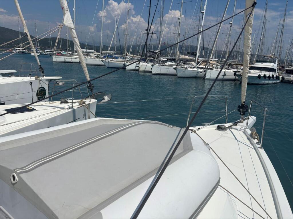 Oceanis 40.1 KONSTANTINOS IV