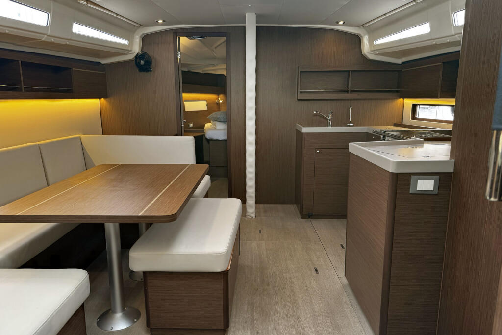 Oceanis 40.1 Bruna