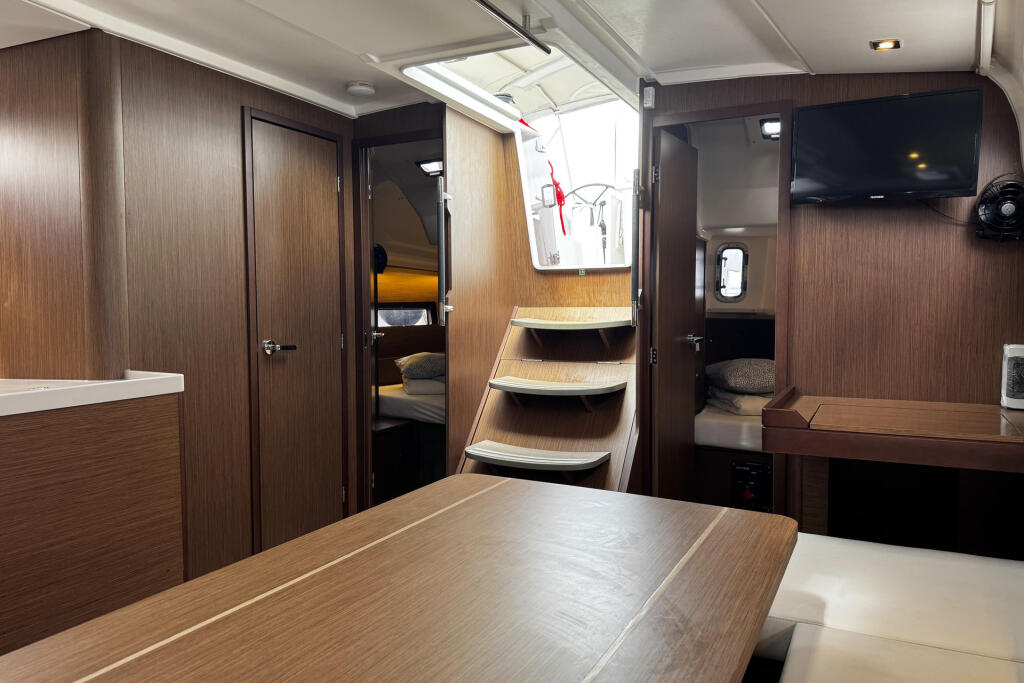 Oceanis 40.1 Bruna